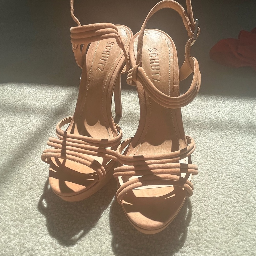 SCHUTZ Bogga Sandal Platforms size 6